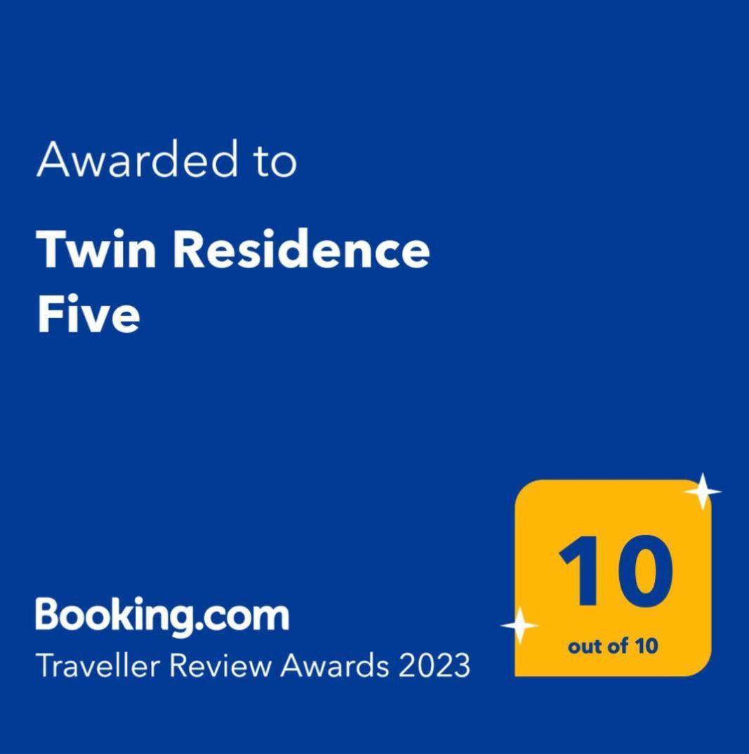 מאמאיה Twin Residence Five מראה חיצוני תמונה